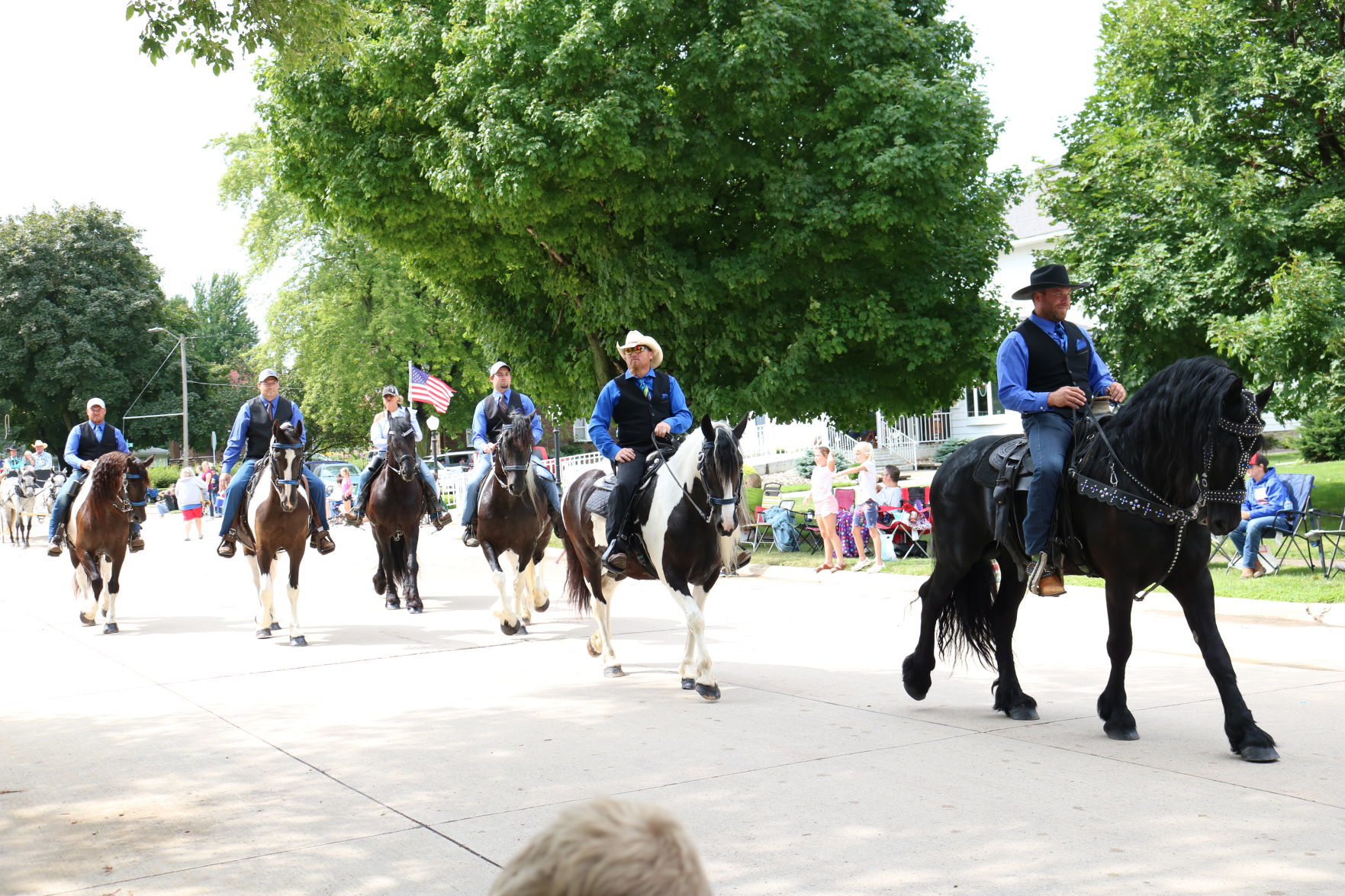 Parade 35